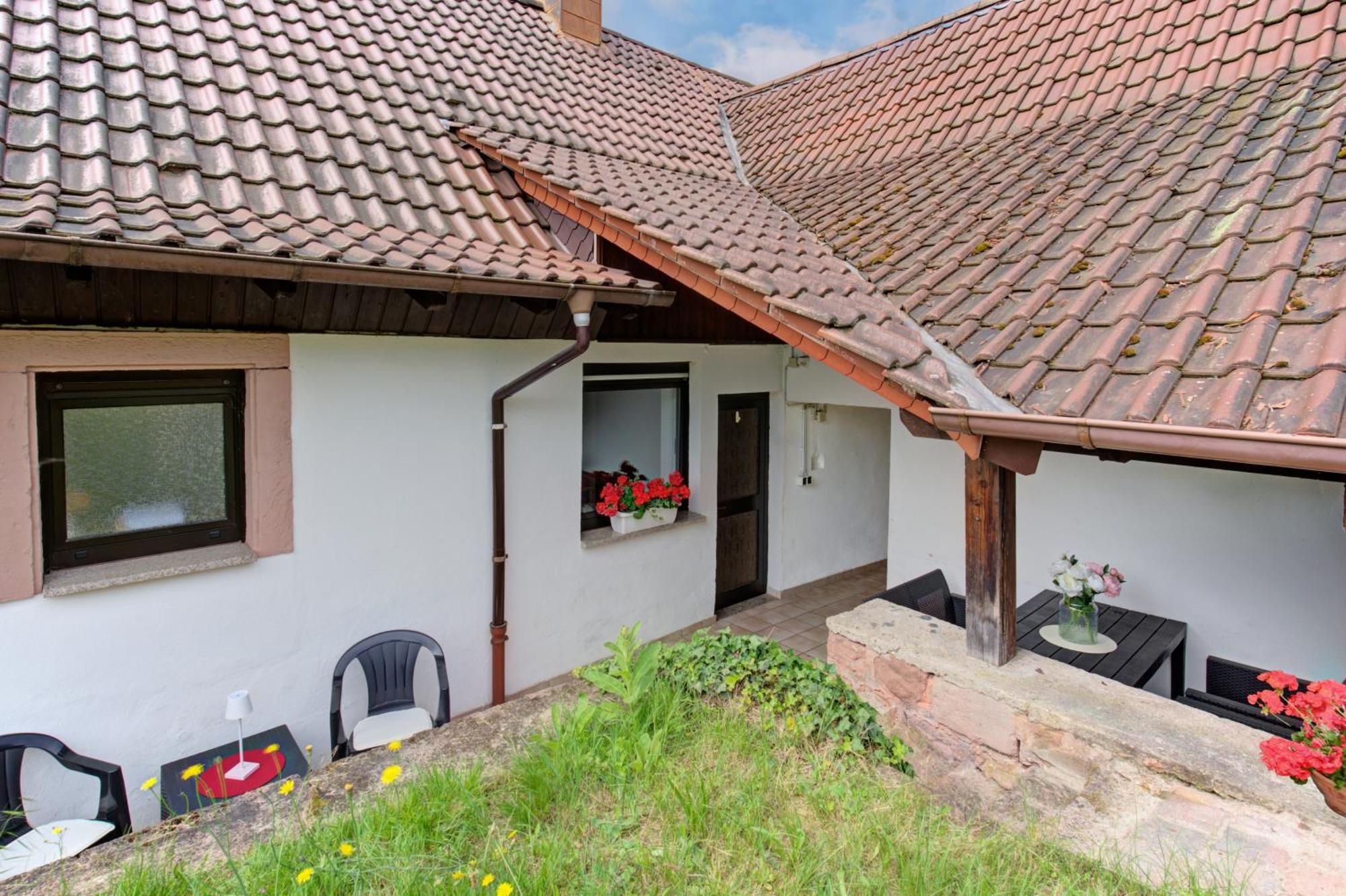 Ferienhaus Storchenblick Bann Luaran gambar