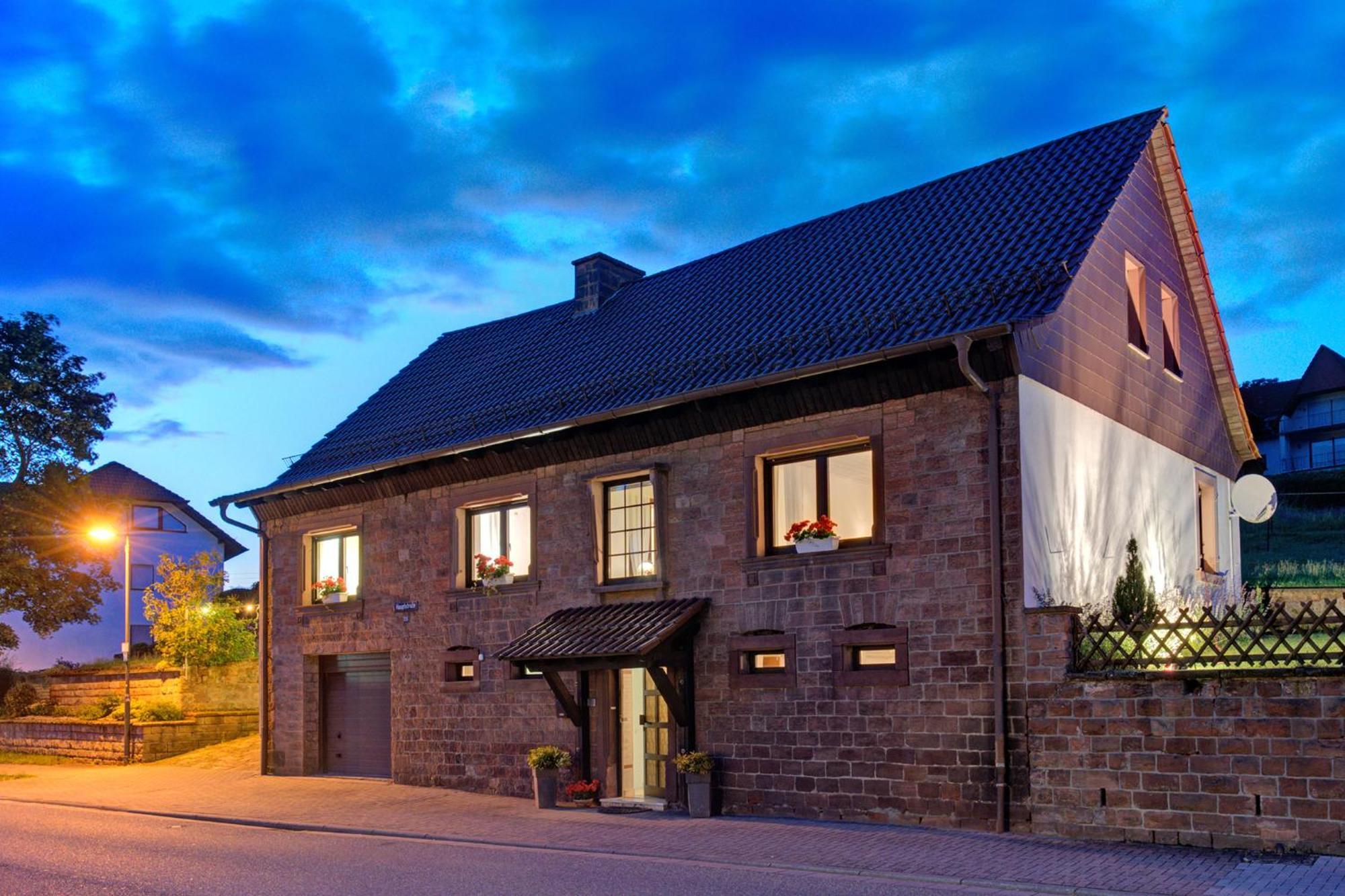 Ferienhaus Storchenblick Bann Luaran gambar